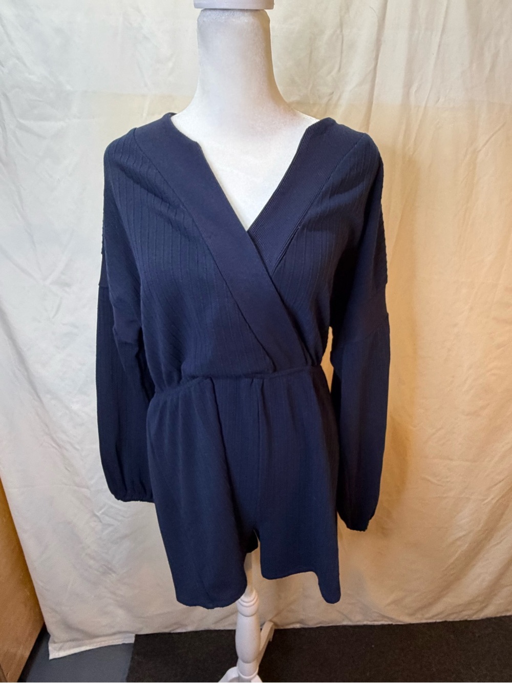 Lulus Women’s Navy Blue One Last Chance Long Sleeve Romper Size Small NWT